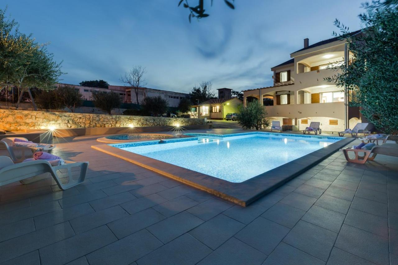 Villa Zlatni Dvori Zadarvillas Ražanac エクステリア 写真