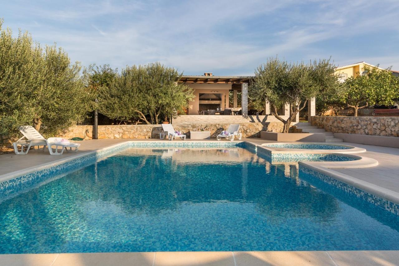 Villa Zlatni Dvori Zadarvillas Ražanac エクステリア 写真